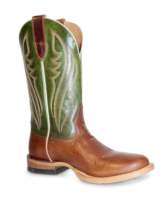 round toe cowboy boots